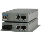 Omnitron Systems 10/100BASE-TX UTP to 100BASE-FX Media Converter and Network Interface Device - 1 x Network (RJ-45) - 1 x SC Ports - Management Port - 10/100Base-TX, 100Base-FX - Desktop 8903N-1-A