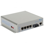 Omnitron Systems OmniConverter Managed Gigabit PoE+, SM SC, RJ-45, Ethernet Fiber Switch - 4 x 10/100/1000BASE-T, 1 x 1000BASE-X, DC Power, 5 Year Warranty 9523-1-14-9Z